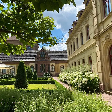 Trautz *